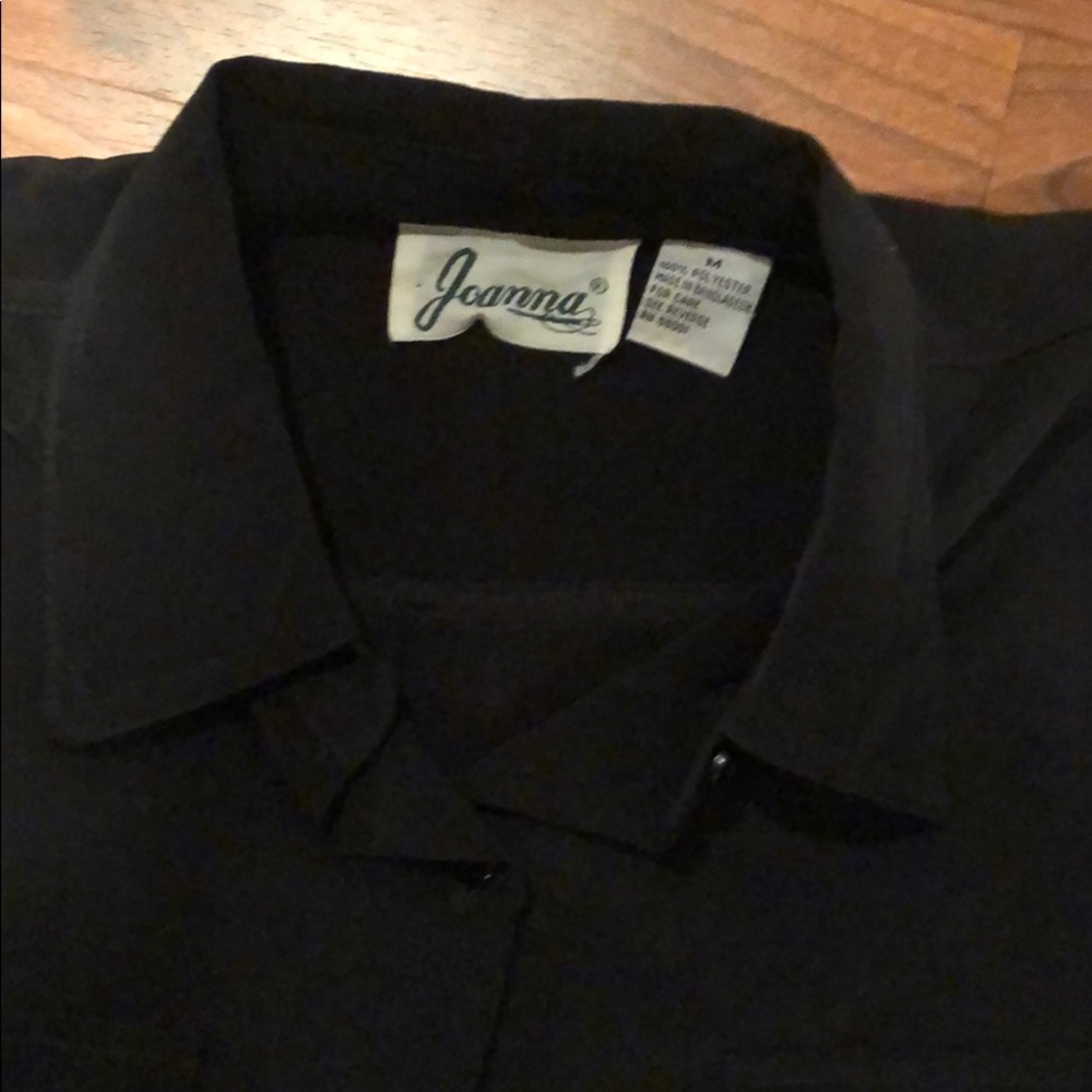 Black button down blouse sz m - Picture 2 of 3